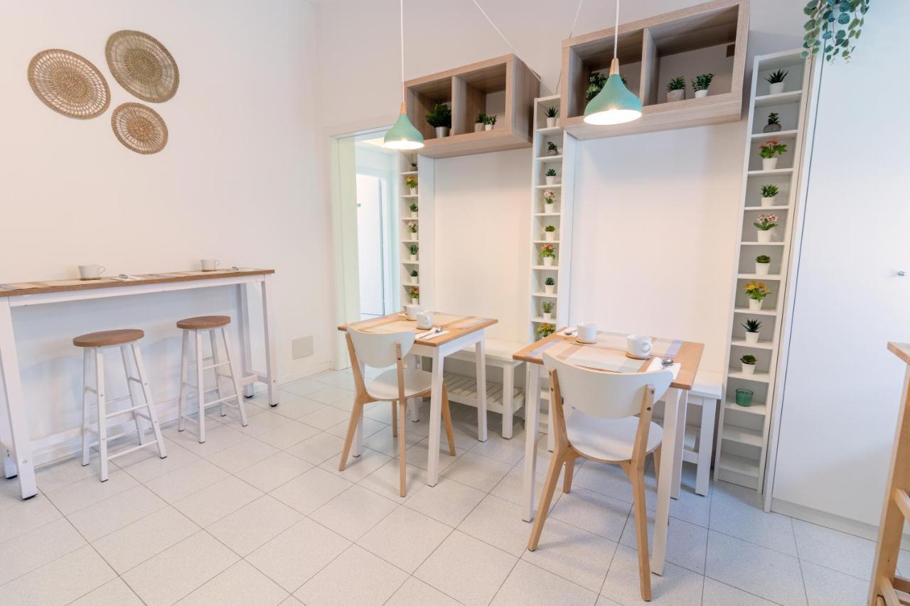 Maeva Guesthouse Пуеняго Екстериор снимка